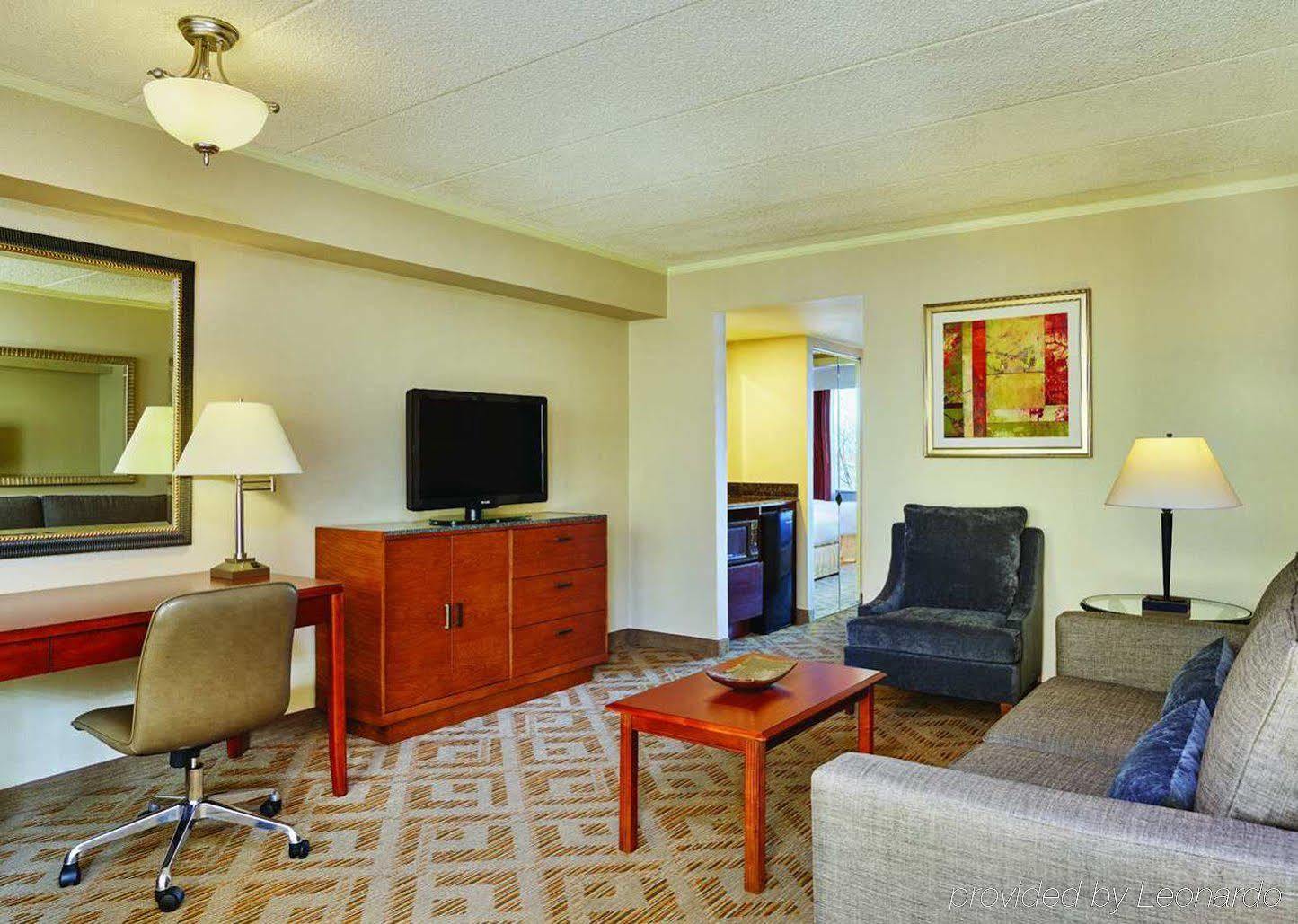 Doubletree By Hilton Philadelphia West Hotel 4*